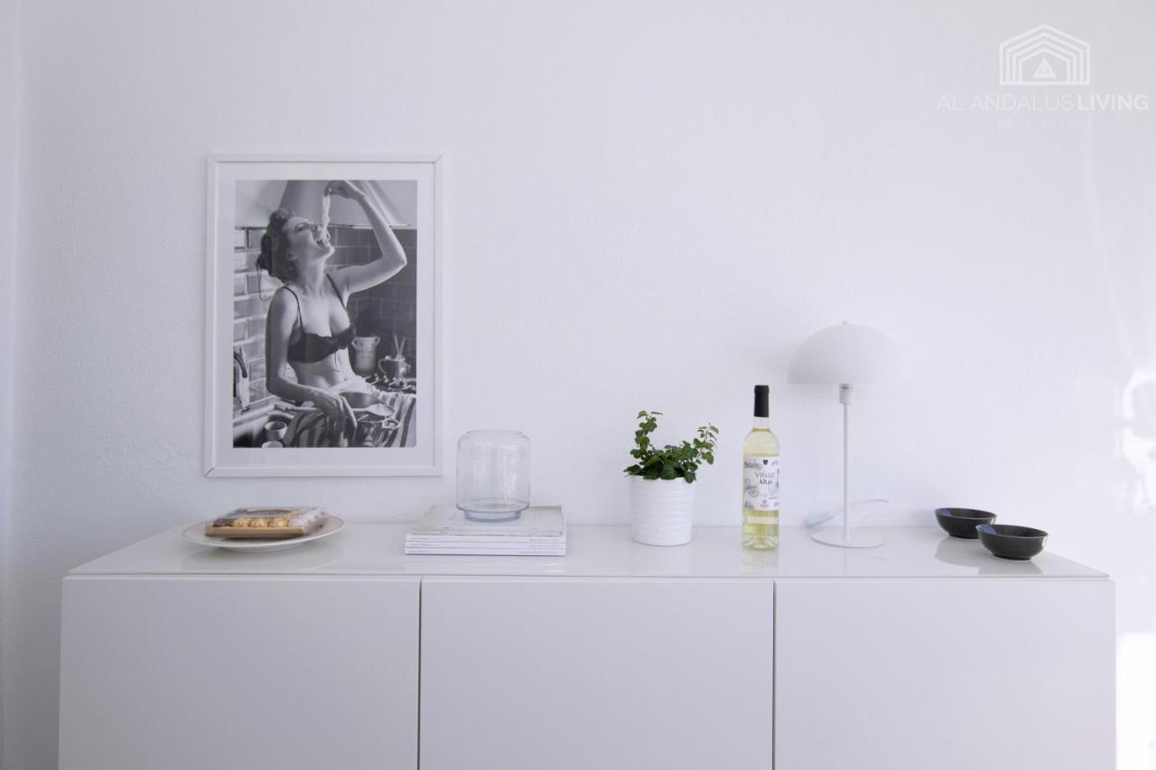 Scandinavian Style Apartment With Amazing Sea Views And South West Facing Sunny Terrace In Miraflores Walking Distance To The Beach! Malaga Luaran gambar